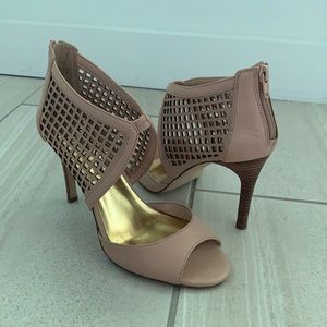 Jessica Simpson Nude Open Toe Heel